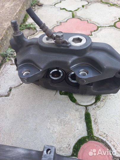 Суппорта lexus GS