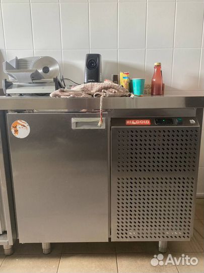 Морозильный и холодильный стол HiCold