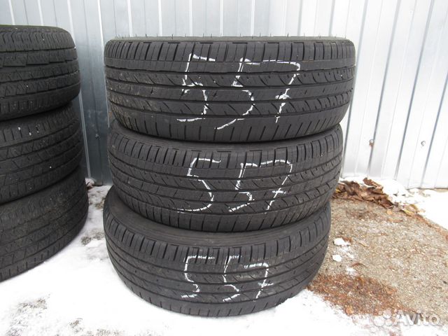 Bridgestone Alenza 001 215/60 R17