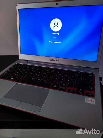 Ноутбук Samsung