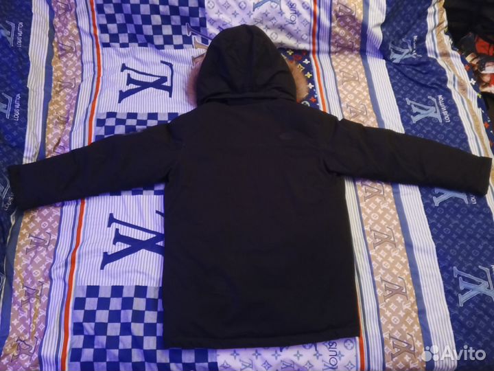 Зимняя куртка