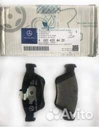 Передние тормозные колодки W210/W202/C208