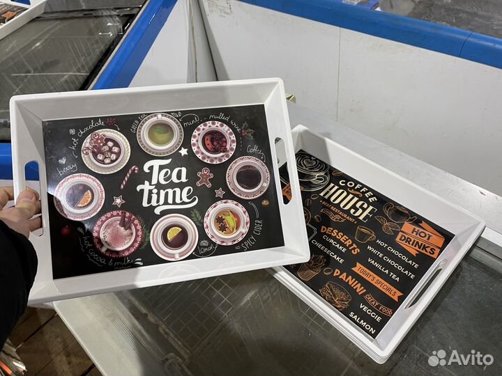 Поднос пластиковый с ручками 39/28 см