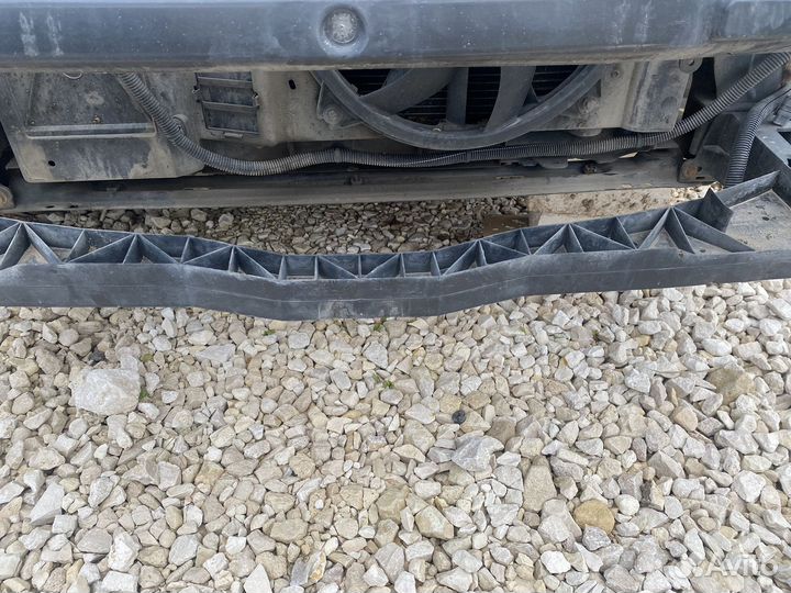 Передний усилитель нижний бампера citroen c4 2008