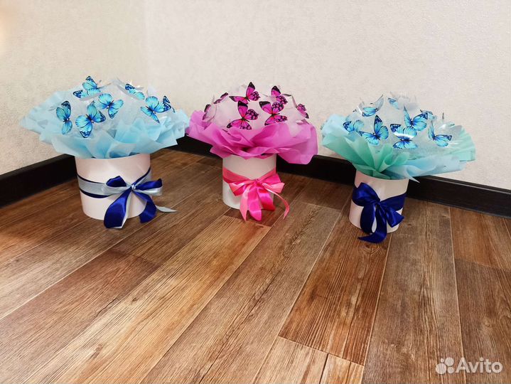 Светящиеся букеты из бабочек