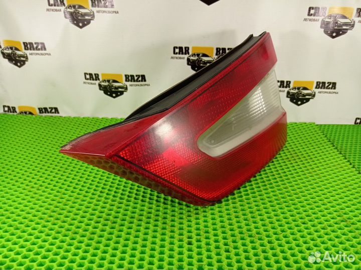 Фонарь задний внутренний правый R Ford Galaxy