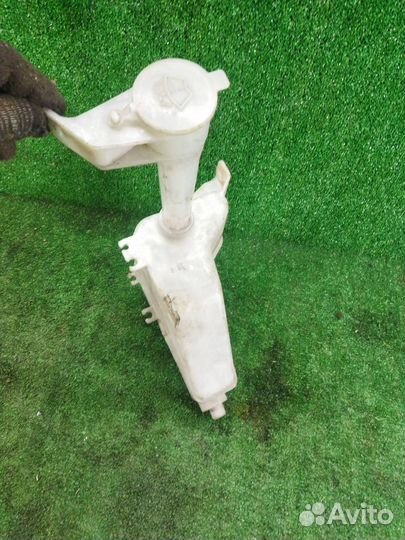 Бачок омывателя Mazda 323 BJ