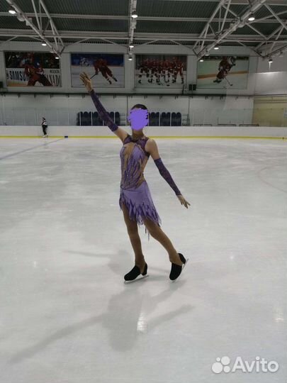 Костюм для фигурного катания
