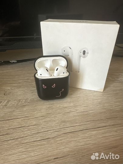 Беспроводные наушники apple airpods 2