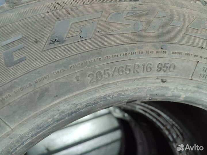 Toyo Observe GSi-5 205/65 R16 95Q