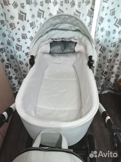 Прогулочная коляска 2в1