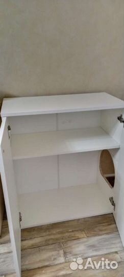 Закрытый туалет для кошек, тумба