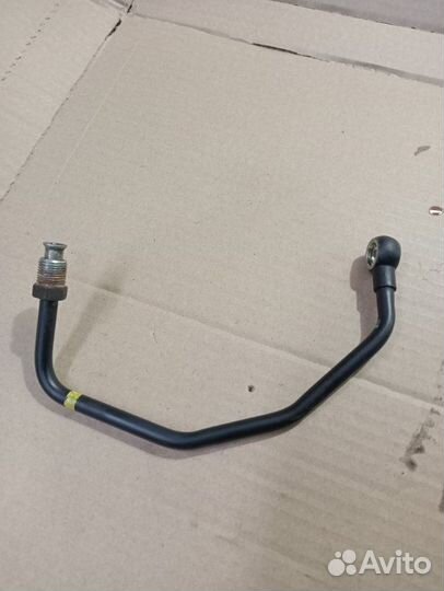 Трубка гидроподвески передняя правая Toyota Land