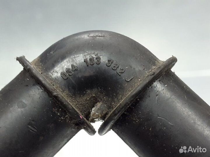 Трубка вентиляционная Audi 100 C4 (1991-1994)