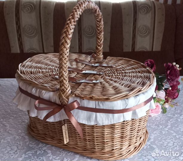 Корзина для пикника. Пасхальная