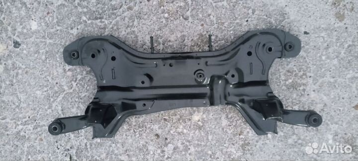 Передний подрамник Hyundai Getz (дорест) 2002-2005