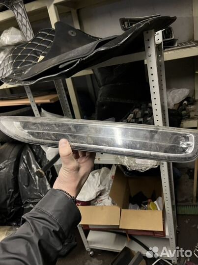 Фонарь передний