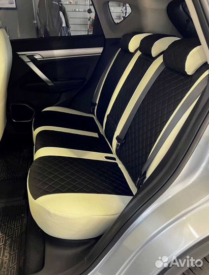 Авточехлы на geely coolray