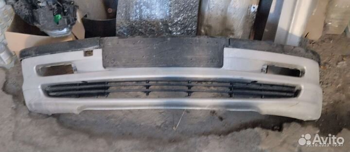 Продам бампер на бмв е 46