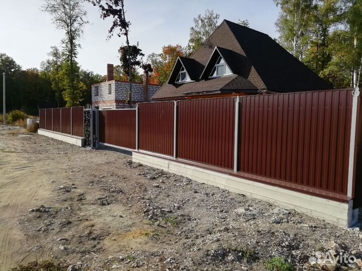 Заборы из профнастила под ключ от завода