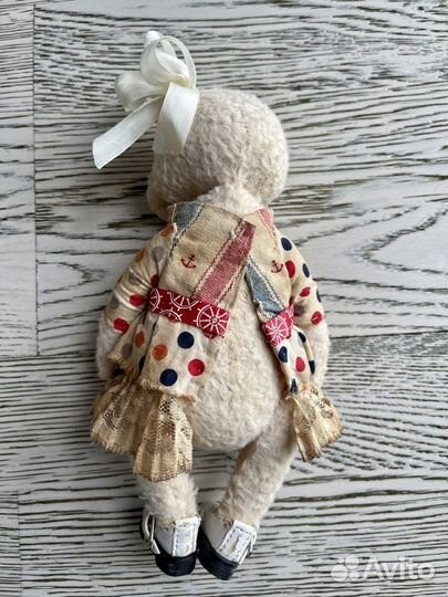 Колекционная игрушка мишка от Таисии Клонингер