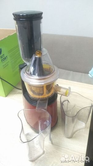 Соковыжималка шнековая kitfort