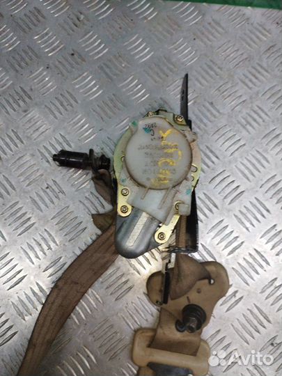 Ремень безопасности передний левый Nissan Serena