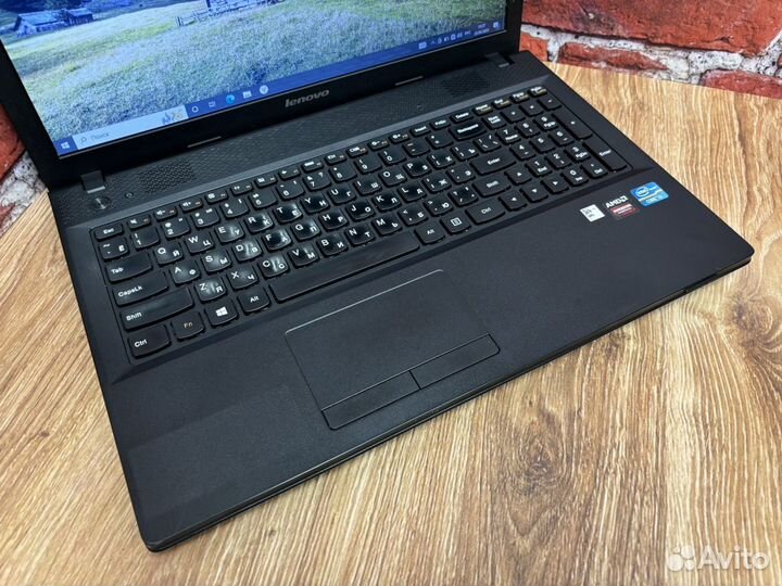 Игровой Lenovo i3-3120M/ RAM 10/ R5 M200/ SSD 256