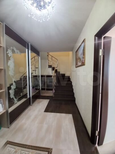 3-к. квартира, 120 м², 5/6 эт.