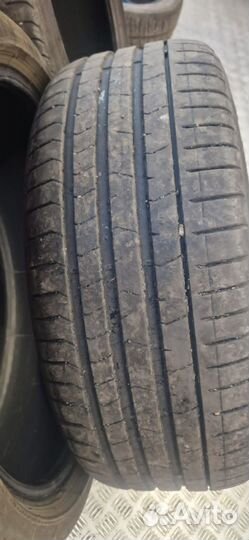 Pirelli P Zero 225/40 R19 и 255/35 R19