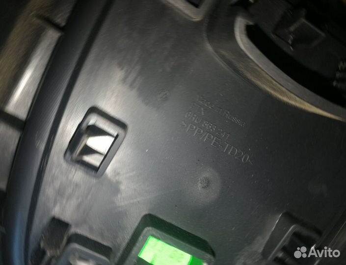 Консоль центральная Volkswagen Polo