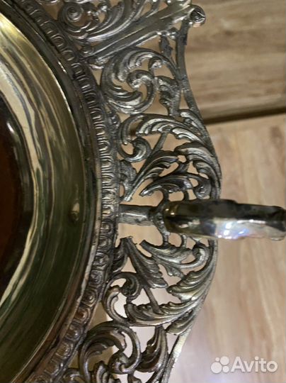 Фруктовница на ножке