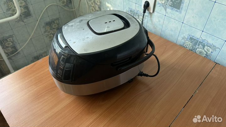 Мультиварка Polaris PMC 0517AD