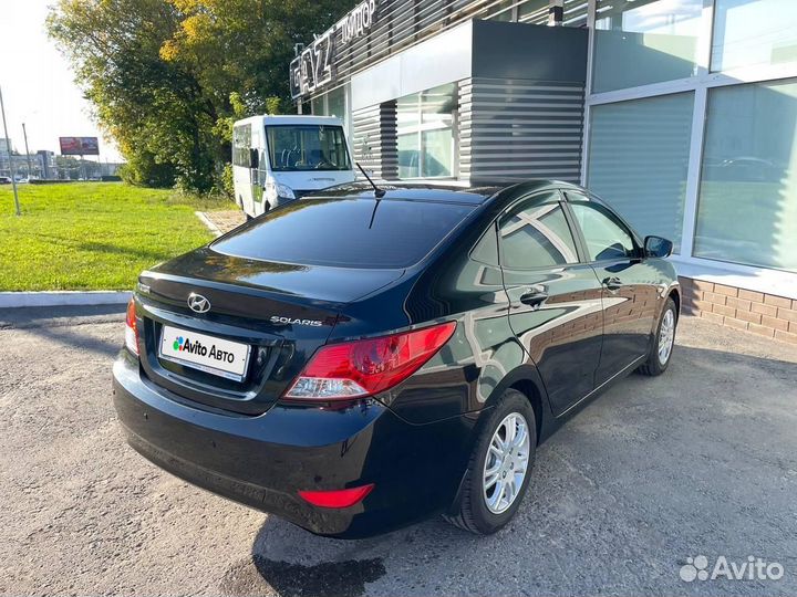 Hyundai Solaris 1.6 AT, 2013, 194 854 км