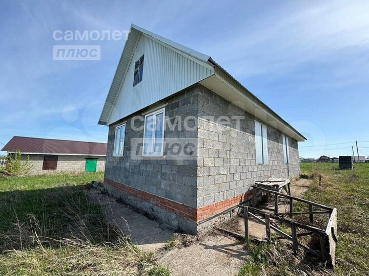 Дом 70 м² на участке 14,8 сот.