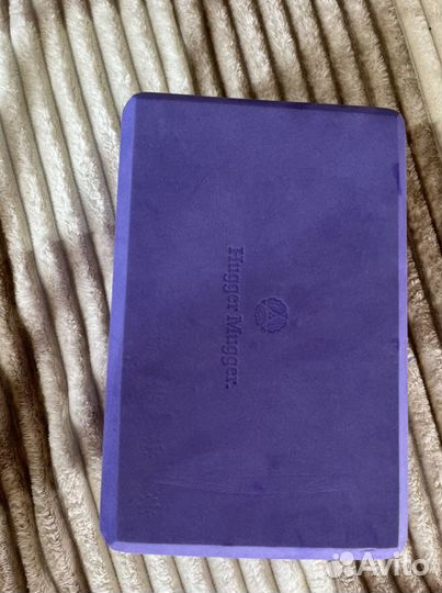 Блок для йоги hugger mugger