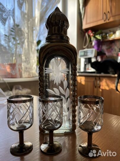 Графин штоф с рюмками