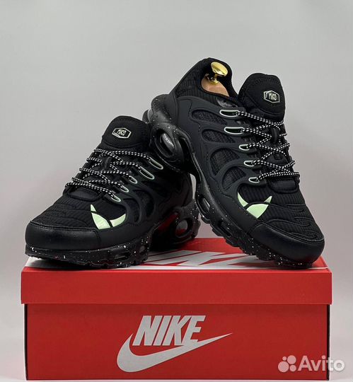 Nike Air Max tn plus terrascape желтое лого