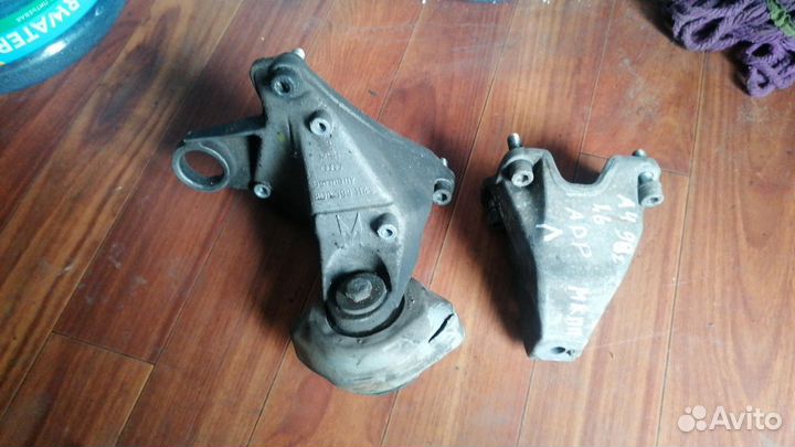 Кронштейн МКПП R Ф-Пассат В5,Ауди А6С5 1,6-2,0