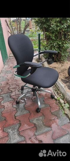 Компьютерное кресло