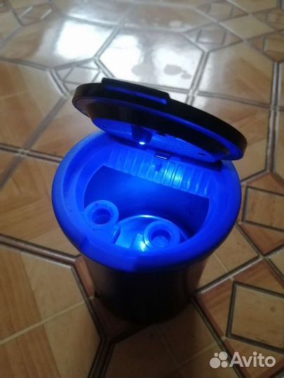 Пепельница в автомобиль