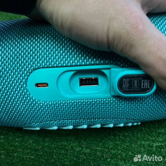 Портативная колонка JBL Charge 5