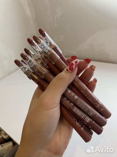 Набор карандашей для губ