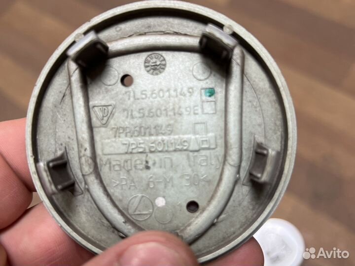 Колпак колеса 7L5601149