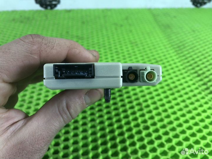 Усилитель антенны BMW 5