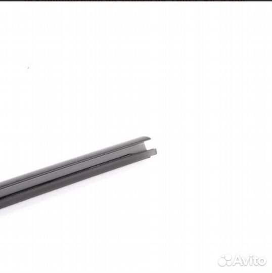 51317182004 BMW Щиток лобового стекла