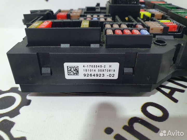 Блок предохранителе задний для BMW F10