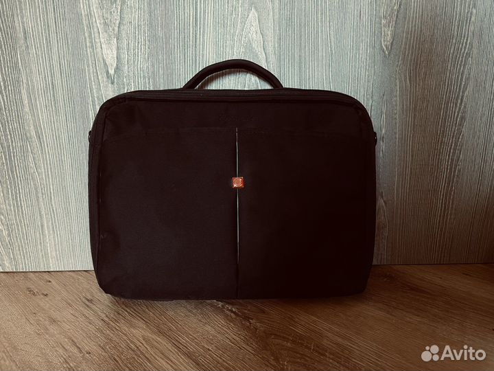 Сумка для ноутбука Continent CC-02 (15.6