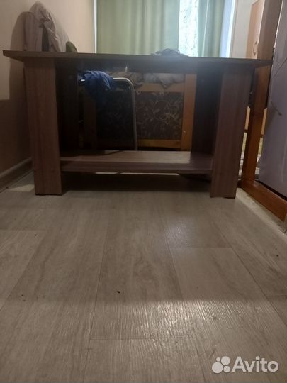 Журнальный столик