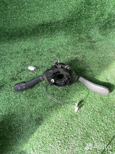 Подрулевой переключатель Лада калина